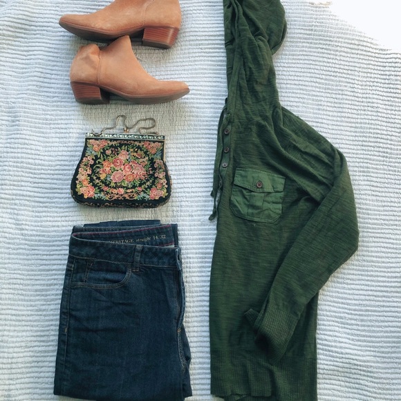 Forest green long sleeve top - Picture 1 of 6